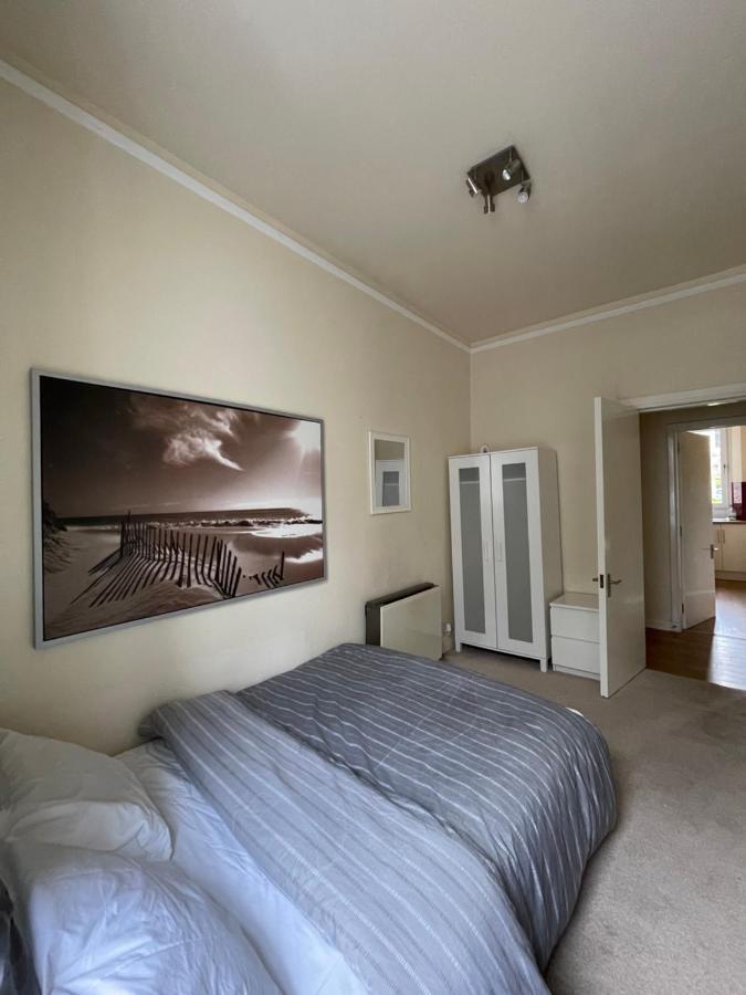 Beautiful 2 Bedroom Apartment- Prime location, Aberdeen centre Buitenkant foto